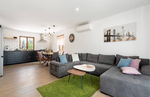Kapelica House | Holiday home in Labin with private pool