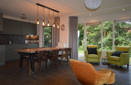 Lemele House | Holiday Home in Lemele near Nature Reserve