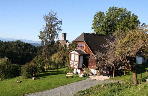 Liebenfels House | Holiday home in Liebenfels in Carinthia with sauna