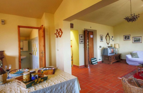 Paciano House | Holiday Home in Paciano near Lake Trasimeno