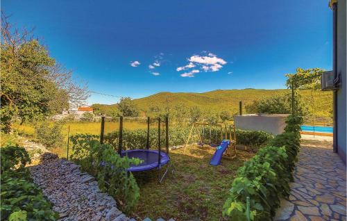 Primorski Dolac House | Holiday Home In Primorki Dolac