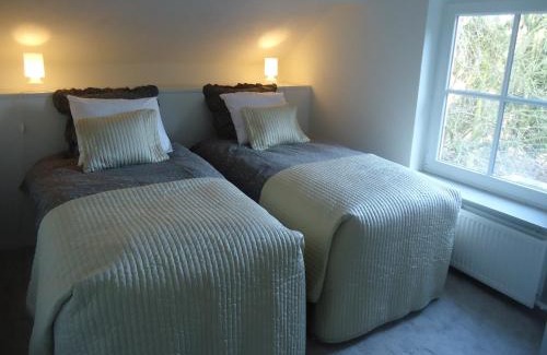 Spijk House | Holiday Home in Spijk with Meadow Views