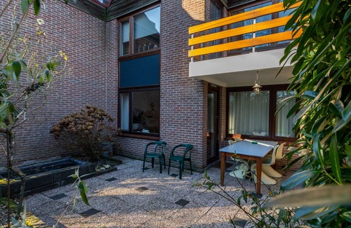 Zanddijk House | Holiday Home in Veere near Historic Center