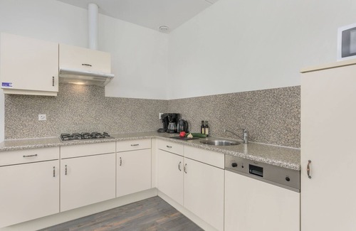 Volendam House | Holiday Home in Volendam near Marina