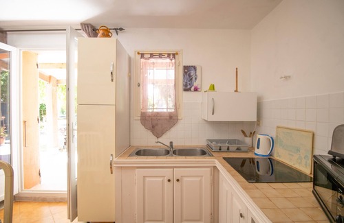 Canale-di-Verde House | Holiday Home 'Isula Paradise' with Mountain View, Private Terrace