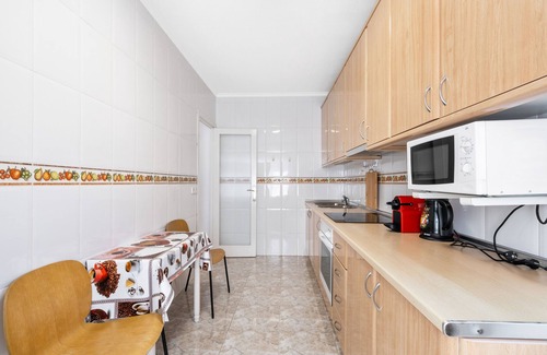 Torrevieja Apartment | Holiday Home 'Las Calas B Y D' with Shared Pool, Private Terrace and Wi-Fi