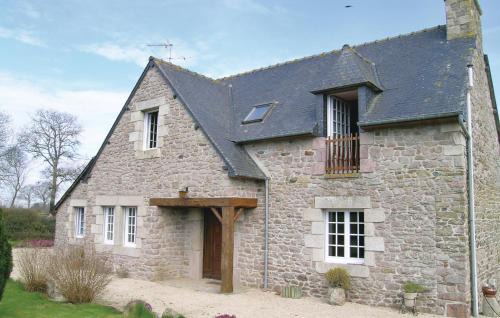 Quemper-Guezennec House | Holiday Home Le Pradou