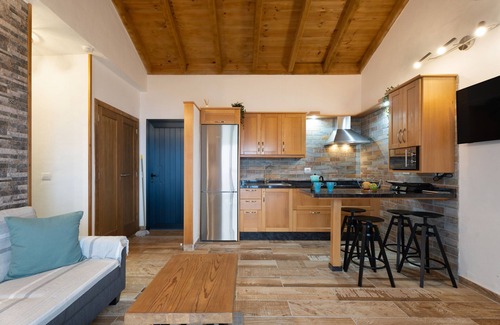 Frontera House | Holiday Home 'Los Almendr2s' with Sea View, Private Terrace and Wi-Fi