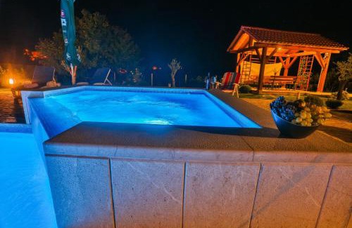 Ruzic House | Holiday home Marin