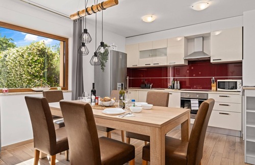 Zbandaj House | Holiday Home Mlačić Three Bedroom Holiday HomePool