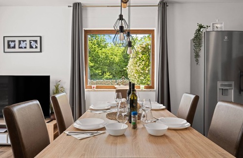 Zbandaj House | Holiday Home Mlačić Three Bedroom Holiday HomePool