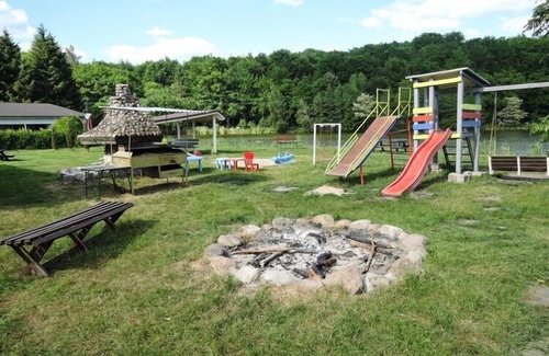 West Pomeranian Voivodeship House | Holiday Home near Szczecin Lagoon