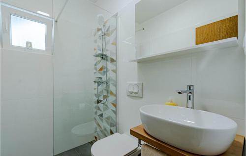Prigradica House | Holiday Home Prigradica Bb Cr