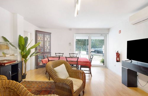 Luso House | Holiday Home 'Quinta Moinhos Da Tapada' with Mountain View, Wi-Fi and Air Conditioning