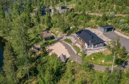 Hirvensalmi House | Holiday Home Riemukaari by Interhome