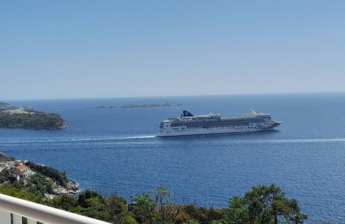 Lozica House | Holiday Home Sea Vision