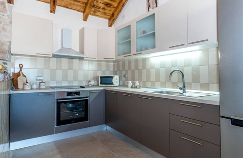 Unesic House | Holiday Home Stari Dvori