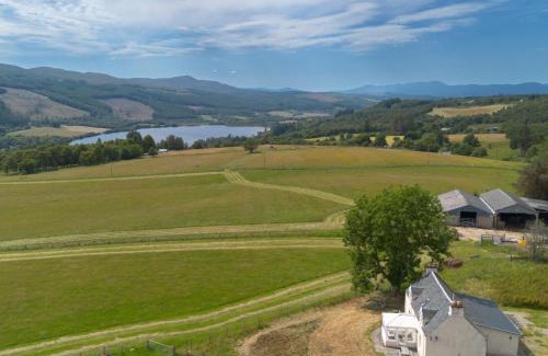 Balnain House | Holiday Home The Manor House by Interhome