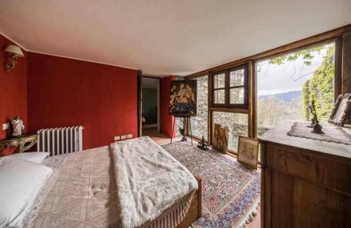 Bagnone House | Holiday Home 'Torre Del 1300 Un Atto Damore' with Mountain View, Wi-Fi and Air Conditioning