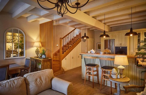Argyrades House | Holiday Home 'Village House Lianelia Luxury' with Sea View, Wi-Fi and Air Conditioning