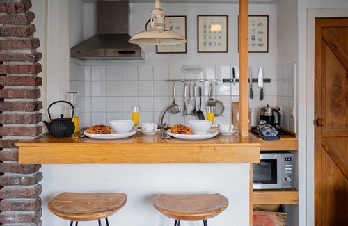 Egmond aan Zee House | Holiday home with terrace in the center of Egmond aan Zee
