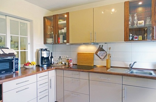 Satrup House | Holiday home with large garden and terrace for up to 5 persons