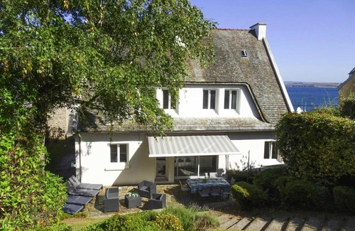 Douarnenez House | Holiday home with panoramic sea views, Douarnenez