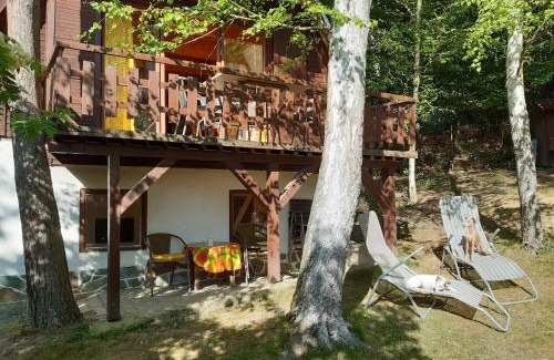 Rabyne House | Holiday home Zajícovi