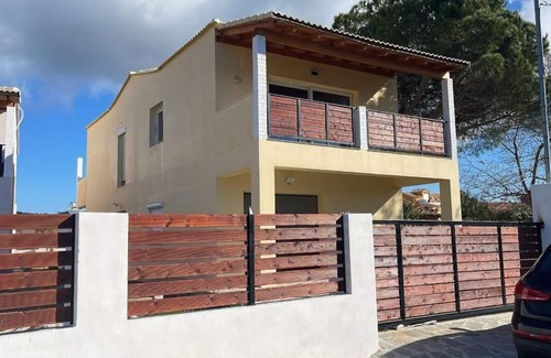 Ag. Georgios House | Holiday house Agios Georgios for 1 - 6 persons with 3 bedrooms - Holiday house