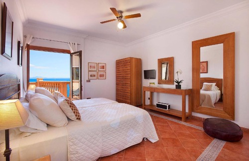 Cala Vinas House | Holiday house Cala Vinyes for 1 - 10 persons with 5 bedrooms - Holiday home