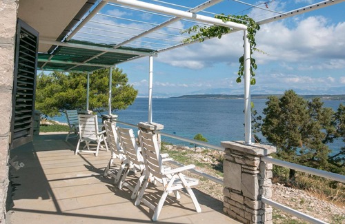 Cove Makarac (Milna) House | Holiday house Gornje Selo for 1 - 7 persons with 4 bedrooms - Holiday house