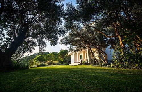Zaboric House | Holiday house Sibenik-Brodarica for 1 - 8 persons with 4 bedrooms - Row house