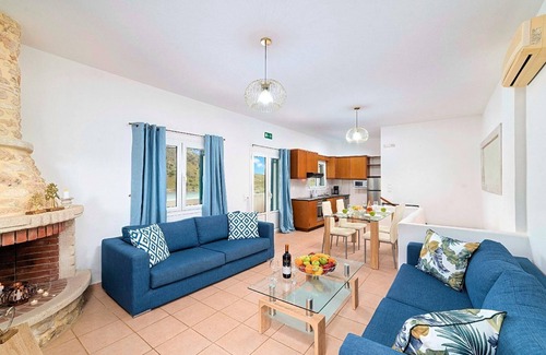 Kavallos House | Holiday house Kavallos for 1 - 8 persons with 3 bedrooms - Holiday house