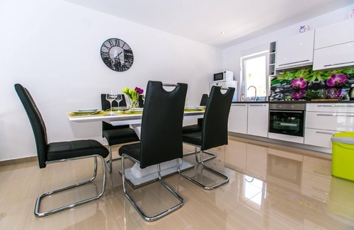 Skrbcici House | Holiday house Krk (Stadt) for 1 - 7 persons with 3 bedrooms - Holiday home