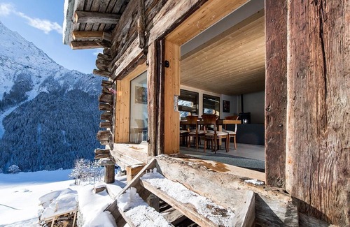 Evolene Ski Chalet | Holiday house La Forclaz VS for 1 - 12 persons with 3 bedrooms - Historical building