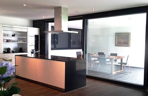 Sisikon House | Holiday house Sisikon for 1 - 10 persons with 4 bedrooms - Detached holiday house