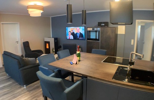 Harbshausen House | Holiday house Vöhl for 1 - 4 persons with 2 bedrooms - Twin house