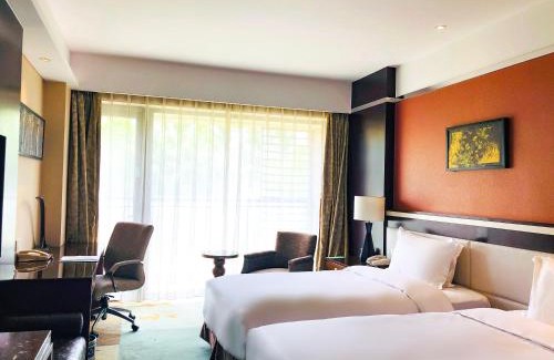 Shijingshan Hotel | Holiday Inn Beijing Shijingshan Parkview by IHG