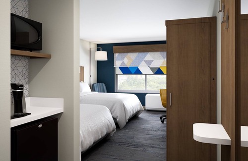 Hollister Hotel | Holiday Inn Express and Suites Hollister by IHG