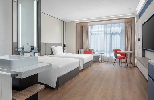 Beihu District Hotel | Holiday Inn Express Chenzhou Suxian by IHG