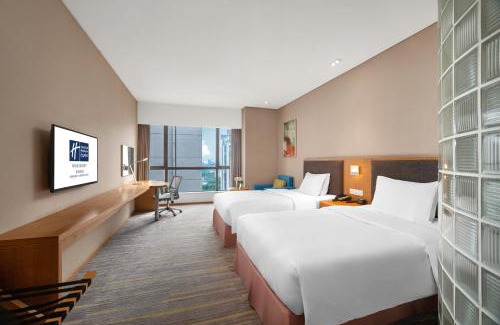 Shuangliu District Hotel | Holiday Inn Express Chengdu Airport Zone Free shuttle from Shuangliu International Airport to hotel ,welcome drink