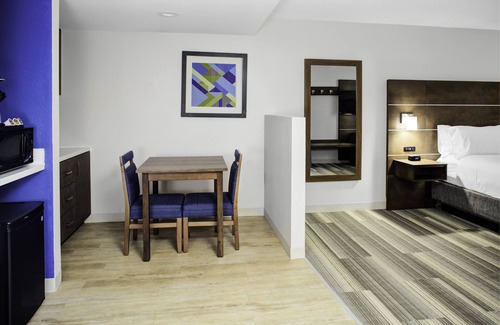 Bermuda Hotel | Holiday Inn Express Chester by IHG