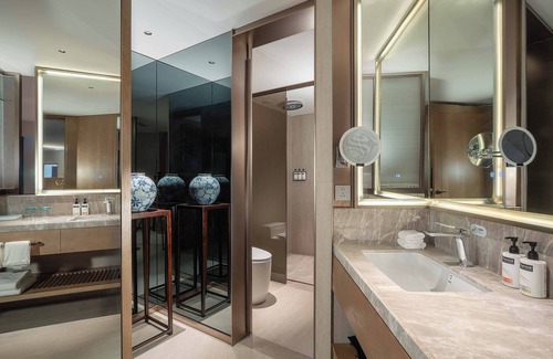 Yungang District Hotel | Holiday Inn Express Datong Pingcheng by IHG