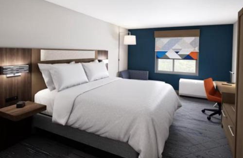 Hamilton Hotel | Holiday Inn Express Hamilton - Upper James by IHG