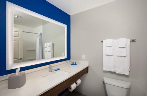 Hastings Hotel | Holiday Inn Express Hastings by IHG