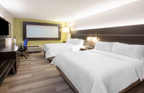 Texas City Hotel | Holiday Inn Express Hotel & Suites Texas City by IHG