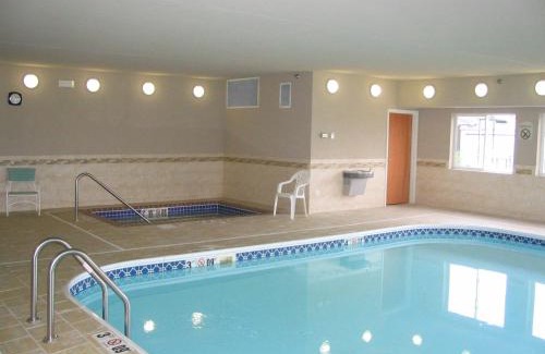 Jamestown Hotel | Holiday Inn Express Jamestown by IHG