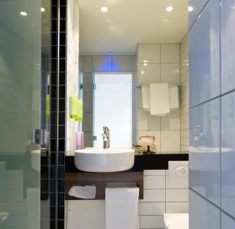 Historic Center Hotel | Holiday Inn Express Lille Centre by IHG