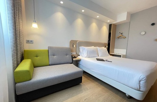 Logrono Hotel | Holiday Inn Express Logrono Rioja by IHG