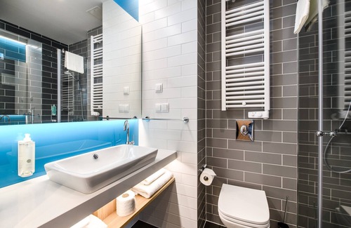 Tajecina Hotel | Holiday Inn Express Rzeszow Airport by IHG